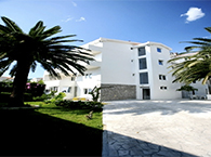 VILLA LAZOVIC