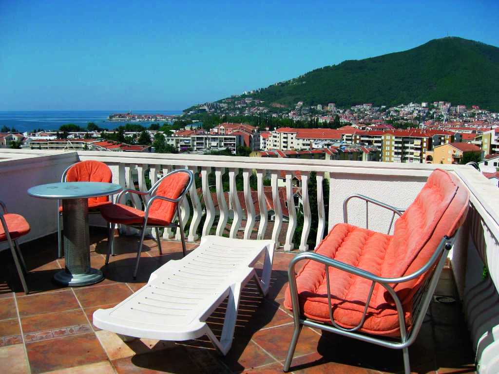 VILLA "LUTOVAC"