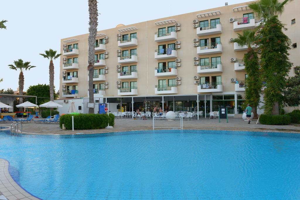 ARTEMIS HOTEL APTS 