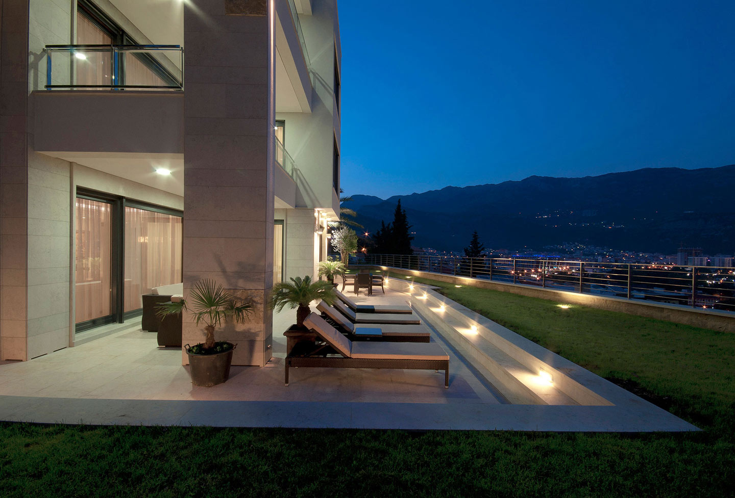 ALEXANDAR MONTENEGRO LUXURY SUITES & SPA 4*