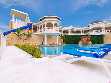 TRAVELLERS BEACH RESORT 