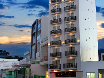 GOLDEN TIME HOTEL 