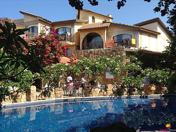ROMAN BOUTIQUE HOTEL 