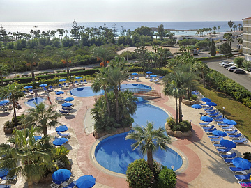 NISSIANA HOTEL $ BUNGALOWS 