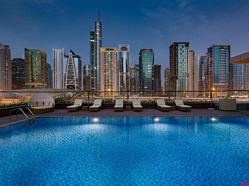 MILLENNIUM PLACE DUBAI MARINA 4*