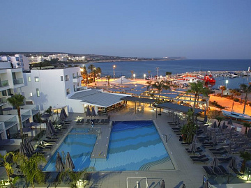LIMANAKI BEACH HOTEL 