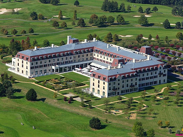 RADISSON BLU AT DISNEYLAND PARIS
