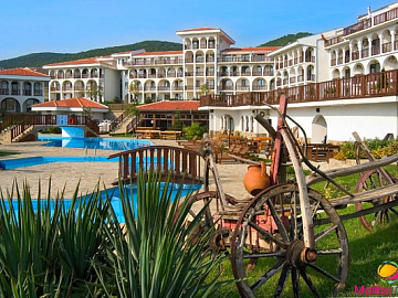 DINEVI RESORT