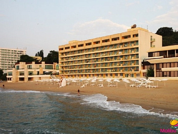 MARINA HOTEL SUNNY DAY