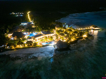 REEF & BEACH RESORT 4* 
